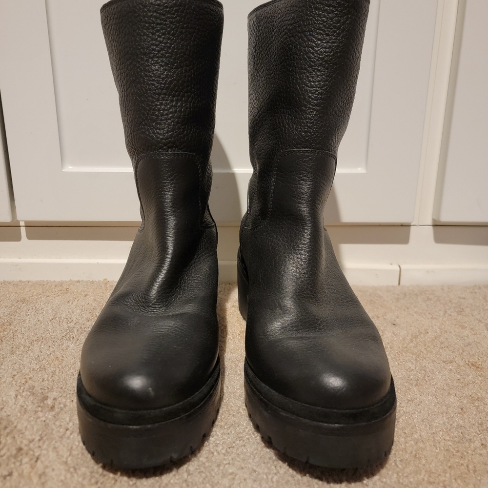 Moncler Cassandre Fleece Lined Heeled Lug Sole Winter Boots Size 39 9 US - Picture 3 of 10